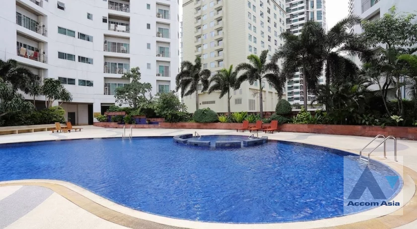 unitPet friendly |  3 Bedrooms  Apartment For Rent in Sukhumvit, Bangkok  near BTS Phrom Phong (AA46712)