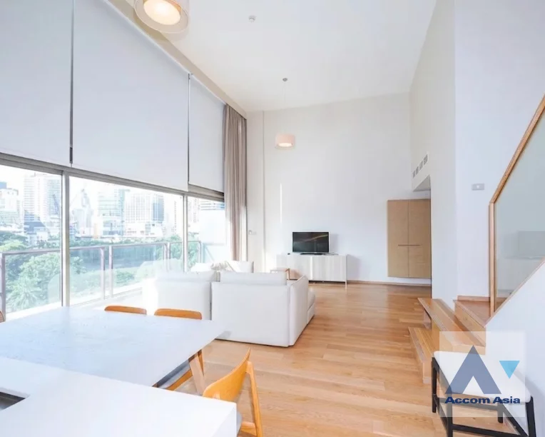 unit 3 Bedrooms  Apartment For Rent & Sale in Sukhumvit, Bangkok  near BTS Nana (AA46717)