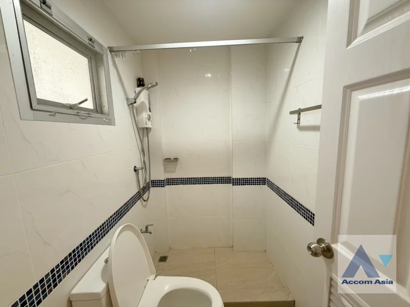 21  6 br House For Rent in Sukhumvit ,Bangkok BTS Ekkamai AA46719