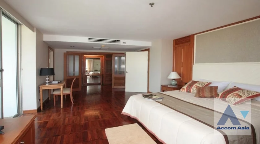 6  2 br Apartment For Rent in Sathorn ,Bangkok BTS Chong Nonsi at Thai Colonial Style AA46724