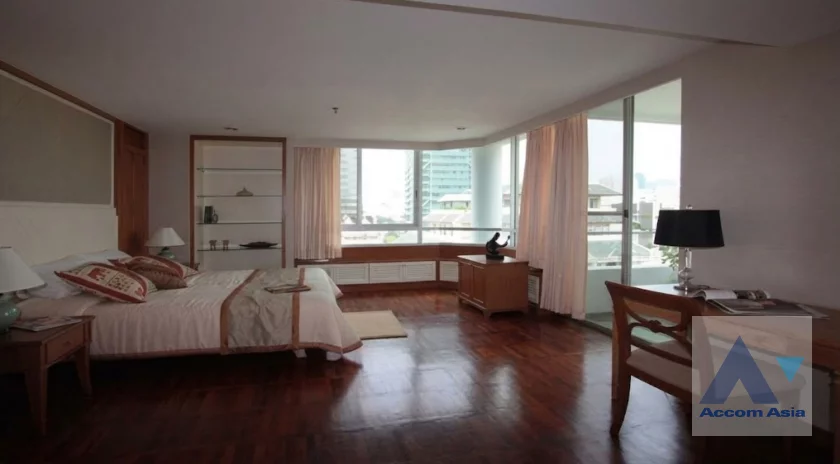 7  2 br Apartment For Rent in Sathorn ,Bangkok BTS Chong Nonsi at Thai Colonial Style AA46724