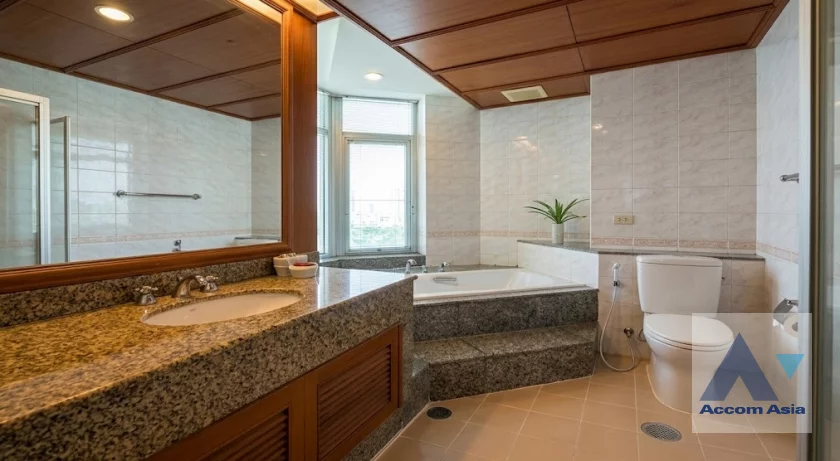 8  2 br Apartment For Rent in Sathorn ,Bangkok BTS Chong Nonsi at Thai Colonial Style AA46724