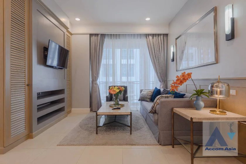  1  2 br Condominium For Rent in Ploenchit ,Bangkok BTS Chitlom at Q Langsuan  AA46729