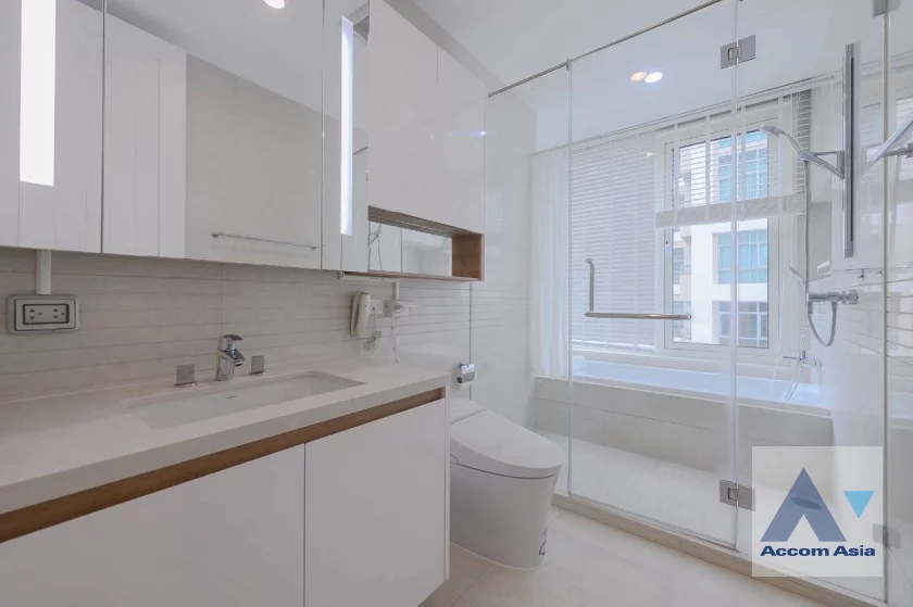 17  2 br Condominium For Rent in Ploenchit ,Bangkok BTS Chitlom at Q Langsuan  AA46729
