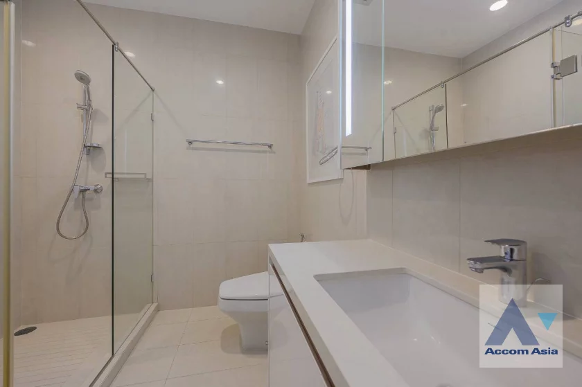 18  2 br Condominium For Rent in Ploenchit ,Bangkok BTS Chitlom at Q Langsuan  AA46729