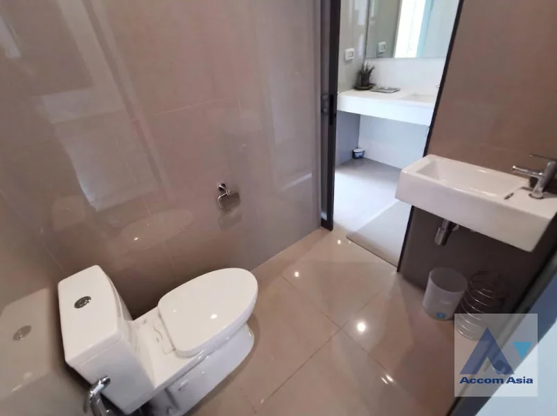 10  1 br Condominium For Rent in Sukhumvit ,Bangkok BTS Ekkamai at Rhythm Sukhumvit 42 AA46732