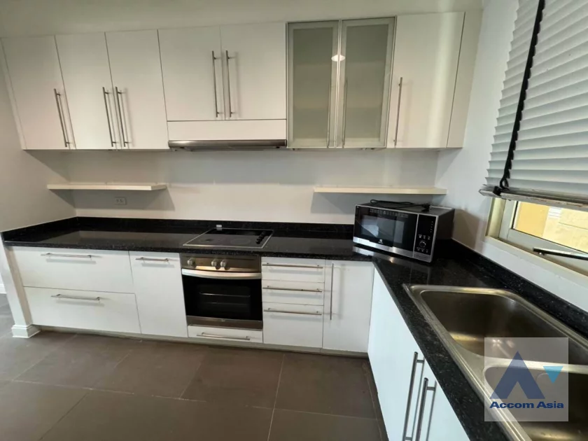 11  3 br Apartment For Rent in Sukhumvit ,Bangkok BTS Phrom Phong at High-Rise Residence , Ideal for Families AA46733