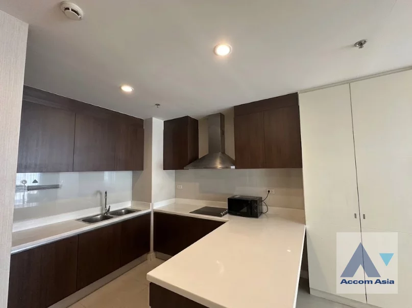 7  2 br Condominium For Rent in Ploenchit ,Bangkok BTS Ratchadamri at The Rajdamri AA46734