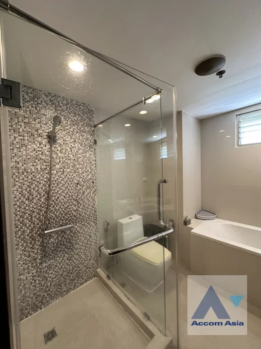 16  2 br Condominium For Rent in Ploenchit ,Bangkok BTS Ratchadamri at The Rajdamri AA46735