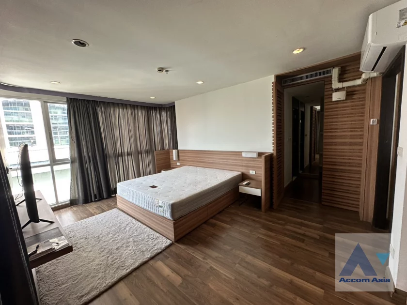 8  2 br Condominium For Rent in Ploenchit ,Bangkok BTS Ratchadamri at The Rajdamri AA46735