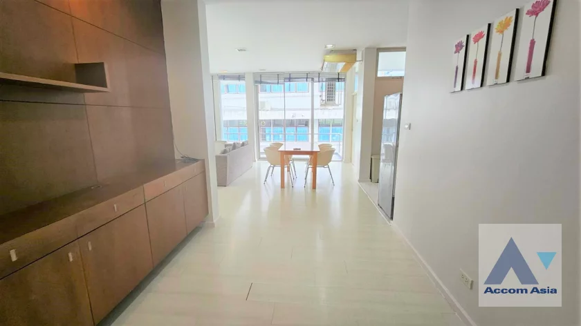 10  2 br Apartment for rent and sale in Silom ,Bangkok MRT Lumphini - BTS Sala Daeng at Boutique Style Building AA46739