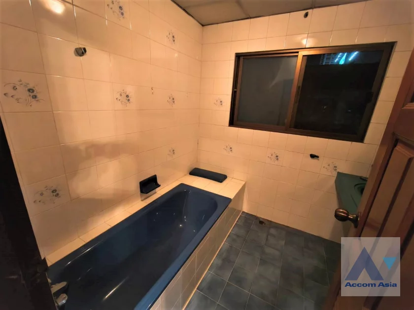 9  4 br Townhouse for rent and sale in Rama 3 ,Bangkok  at Sri Krung Village Rama 3 AA46742