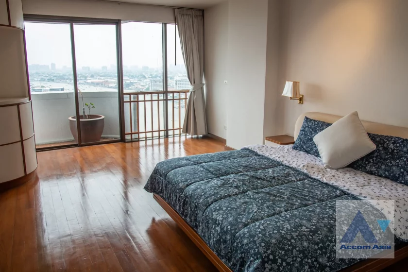 4  3 br Condominium for rent and sale in Phaholyothin ,Bangkok  at Rattanakosin View AA46744