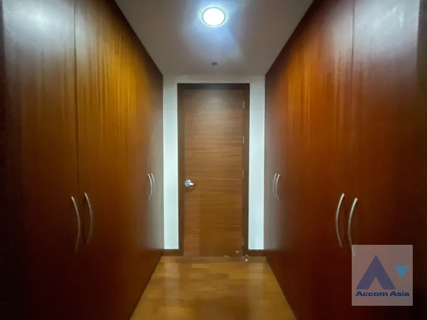 13  3 br Condominium For Rent in Sukhumvit ,Bangkok BTS Nana at Kallista Mansion AA46754