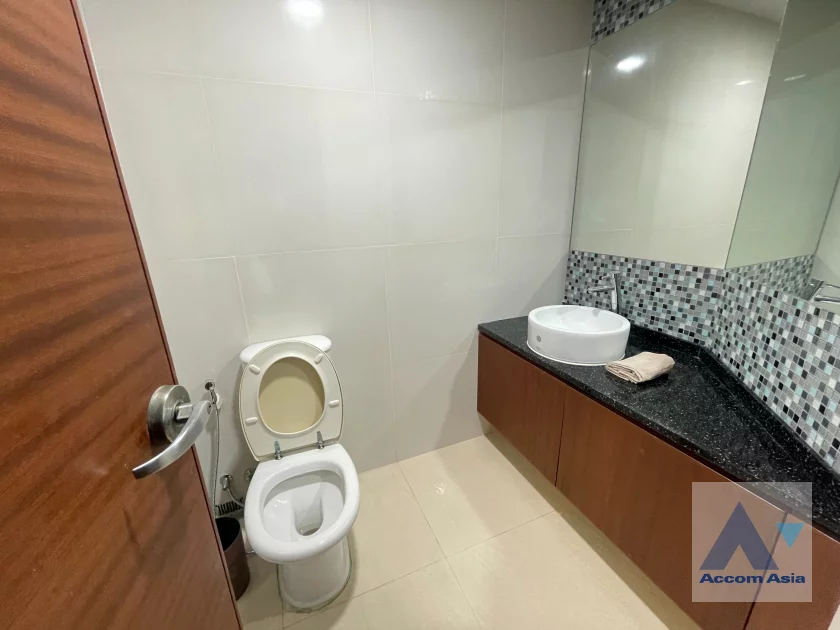 16  3 br Condominium For Rent in Sukhumvit ,Bangkok BTS Nana at Kallista Mansion AA46754
