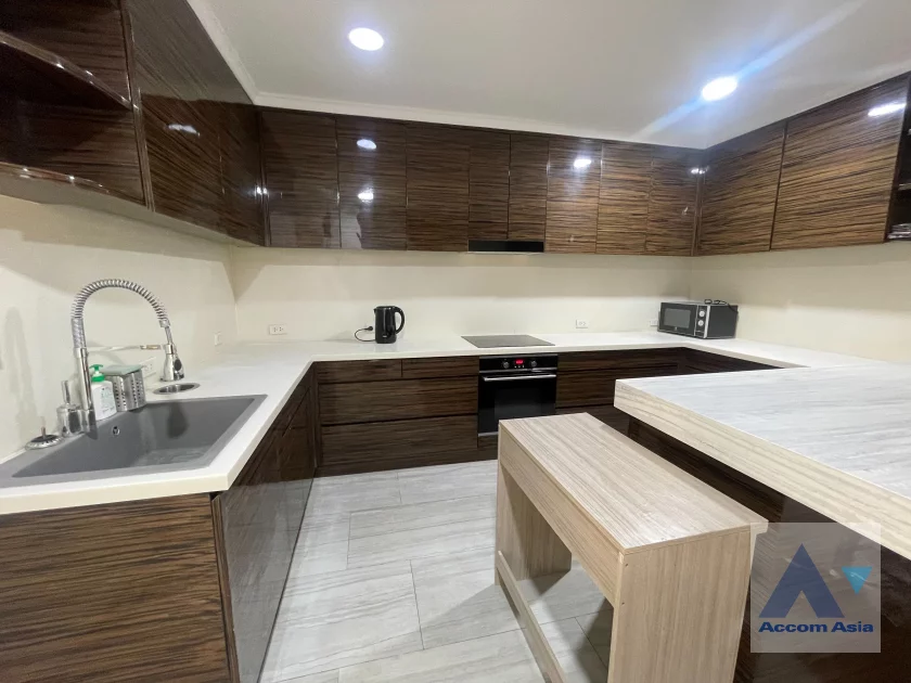 5  3 br Condominium For Rent in Sukhumvit ,Bangkok BTS Nana at Kallista Mansion AA46754