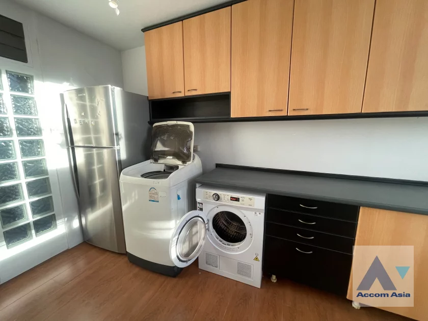 20  3 br Condominium For Rent in Sukhumvit ,Bangkok BTS Nana at Kallista Mansion AA46754