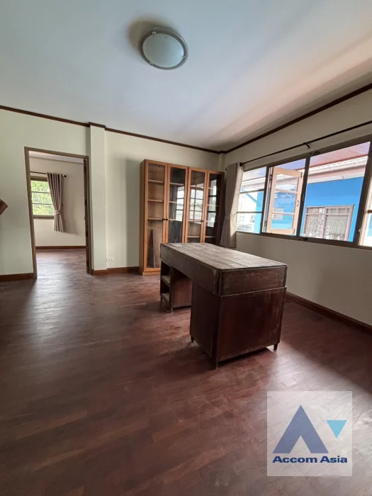 11  5 br House for rent and sale in Sukhumvit ,Bangkok BTS Punnawithi AA46755