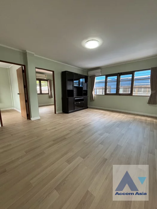 8  5 br House for rent and sale in Sukhumvit ,Bangkok BTS Punnawithi AA46755