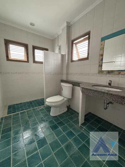 15  5 br House for rent and sale in Sukhumvit ,Bangkok BTS Punnawithi AA46755