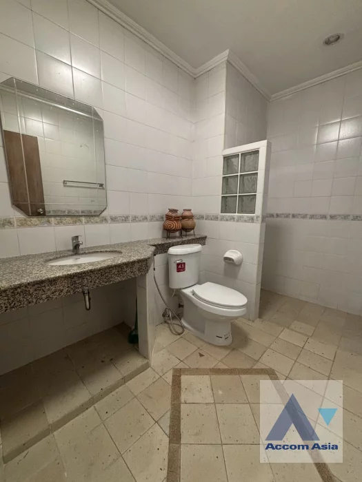 14  5 br House for rent and sale in Sukhumvit ,Bangkok BTS Punnawithi AA46755
