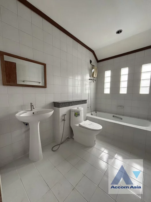 13  5 br House for rent and sale in Sukhumvit ,Bangkok BTS Punnawithi AA46755