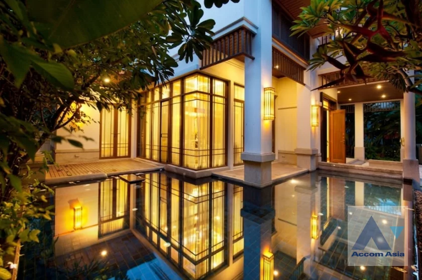  Exclusive Resort Style Home  House  4 Bedroom for Rent BRT Thanon Chan in Sathorn Bangkok