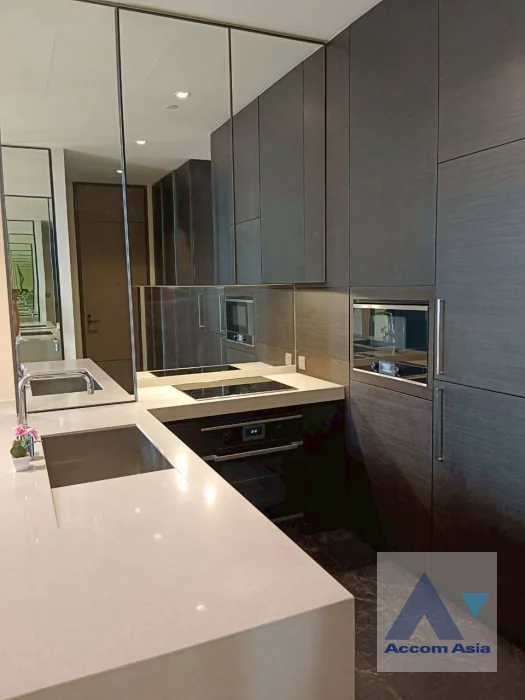6  2 br Condominium For Rent in Ploenchit ,Bangkok BTS Chitlom at 28 Chidlom AA46760