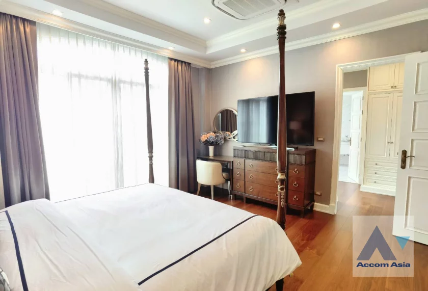 9  4 br House For Sale in Sukhumvit ,Bangkok  AA46764
