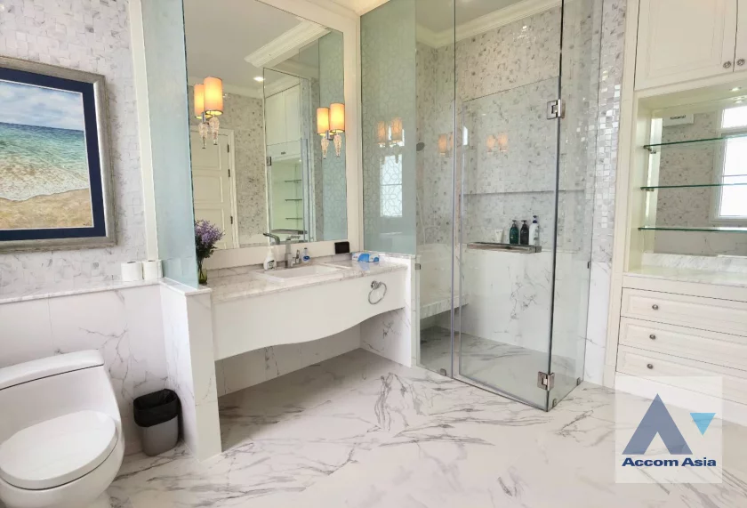14  4 br House For Sale in Sukhumvit ,Bangkok  AA46764