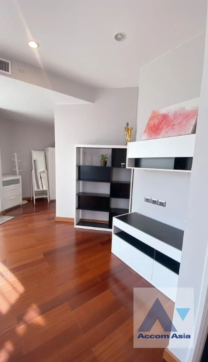 6  4 br Condominium for rent and sale in Ratchadaphisek ,Bangkok MRT Rama 9 at Supalai Wellington AA46765