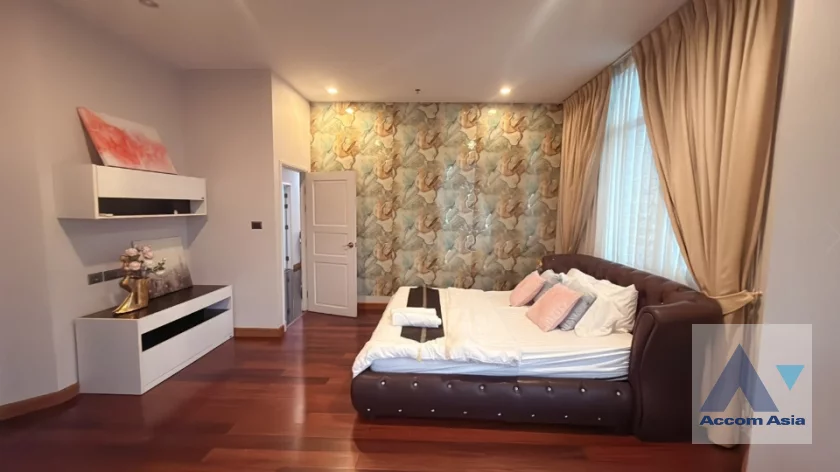 17  4 br Condominium for rent and sale in Ratchadaphisek ,Bangkok MRT Rama 9 at Supalai Wellington AA46765