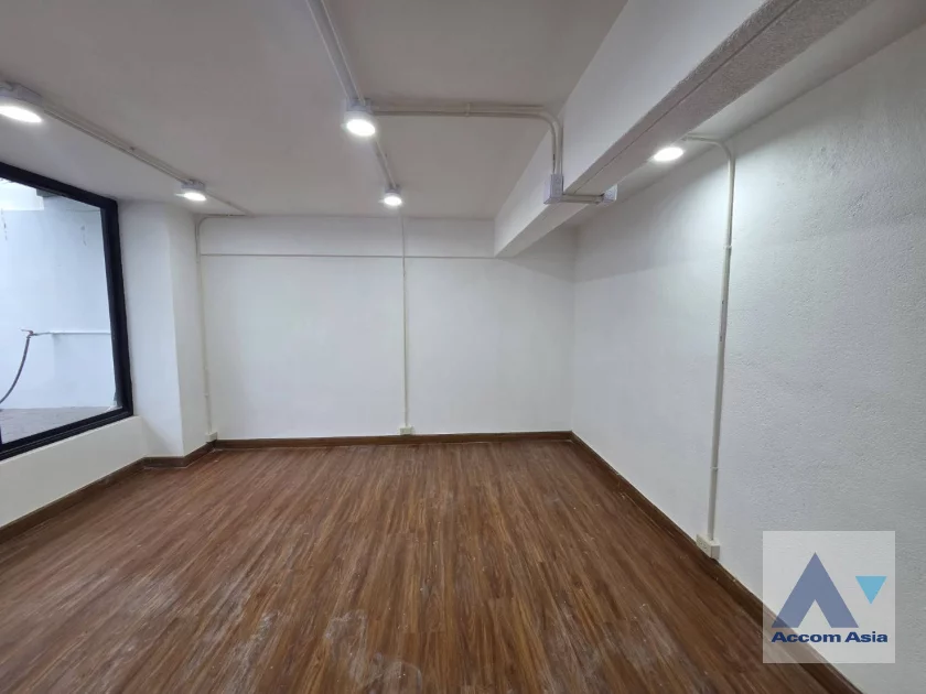 6  4 br House for rent and sale in Sukhumvit ,Bangkok BTS Phrom Phong AA46783