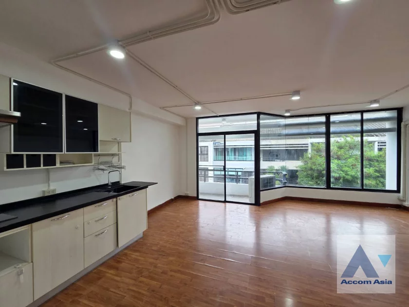 8  4 br House for rent and sale in Sukhumvit ,Bangkok BTS Phrom Phong AA46783