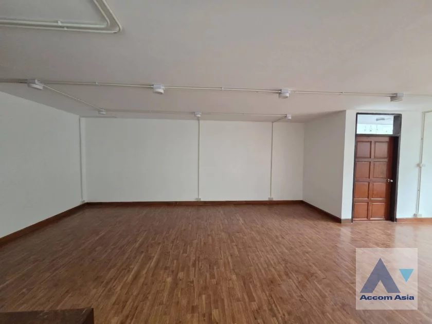 12  4 br House for rent and sale in Sukhumvit ,Bangkok BTS Phrom Phong AA46783