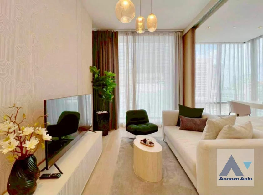 unitFully Furnished, Corner Unit, Super Luxury |  1 Bedroom  Condominium For Rent & Sale in Silom, Bangkok  near BTS Chong Nonsi (AA46787)