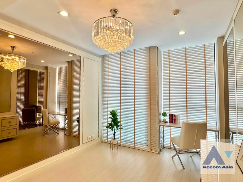 8  2 br Condominium For Rent in Ploenchit ,Bangkok BTS Ploenchit at Noble Ploenchit AA46788