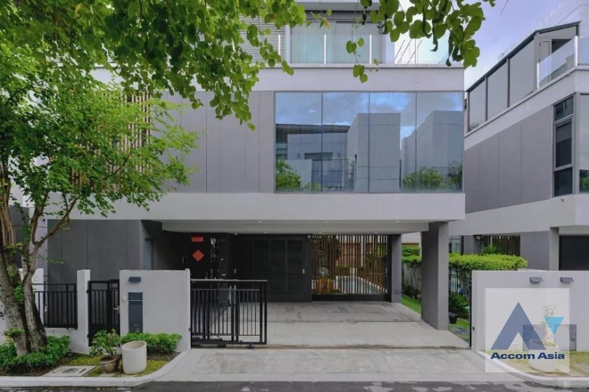 6  4 br House For Sale in Lat Phrao ,Bangkok  at The Gentry Ekamai - Ladprao AA46794