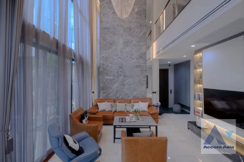 13  4 br House For Sale in Lat Phrao ,Bangkok  at The Gentry Ekamai - Ladprao AA46794
