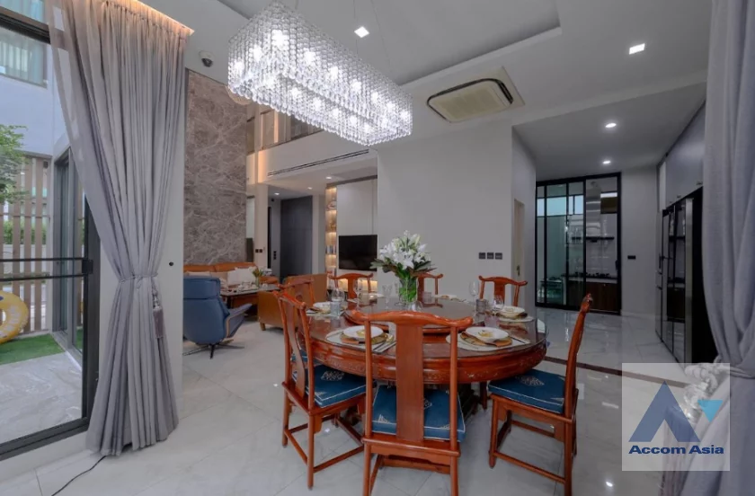 17  4 br House For Sale in Lat Phrao ,Bangkok  at The Gentry Ekamai - Ladprao AA46794