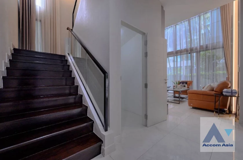 19  4 br House For Sale in Lat Phrao ,Bangkok  at The Gentry Ekamai - Ladprao AA46794