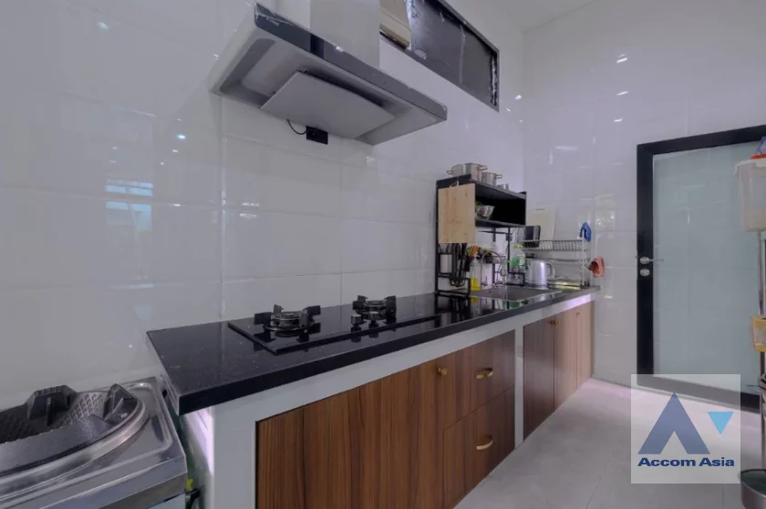 31  4 br House For Sale in Lat Phrao ,Bangkok  at The Gentry Ekamai - Ladprao AA46794