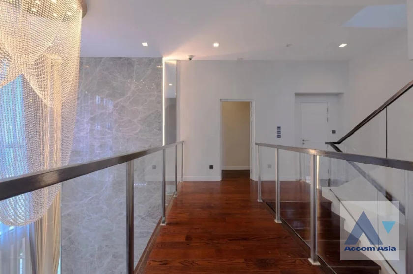22  4 br House For Sale in Lat Phrao ,Bangkok  at The Gentry Ekamai - Ladprao AA46794
