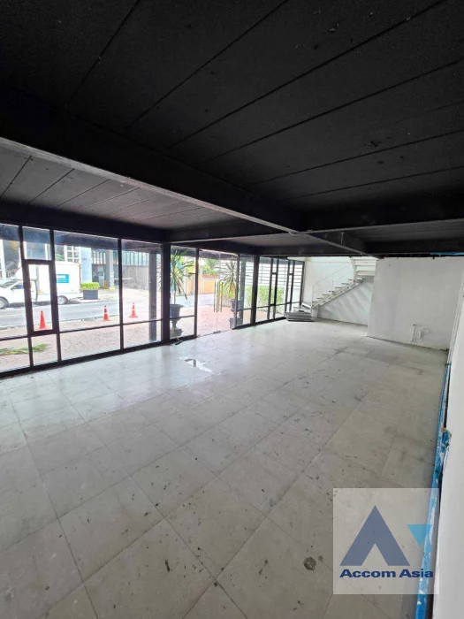  1  Office Space for rent and sale in Sukhumvit ,Bangkok BTS Thong Lo AA46798