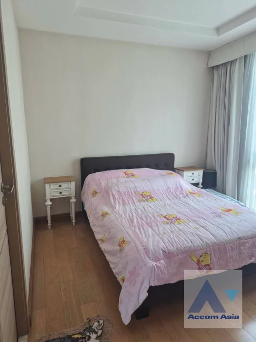 12  2 br Condominium For Rent in Ploenchit ,Bangkok BTS Ploenchit at O2 Hip AA46802