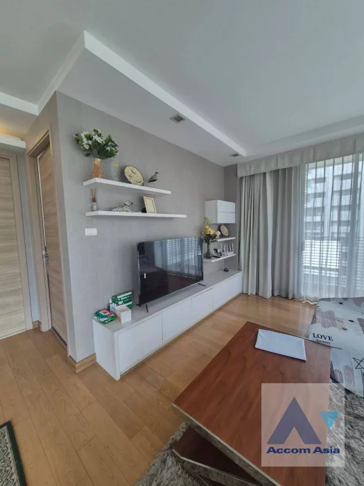  1  2 br Condominium For Rent in Ploenchit ,Bangkok BTS Ploenchit at O2 Hip AA46802
