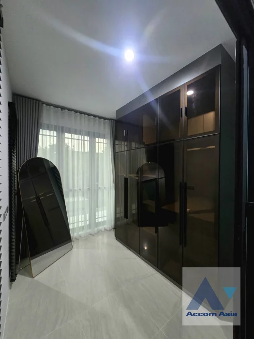 8  2 br House for rent and sale in Sukhumvit ,Bangkok BTS On Nut at Baan Klang Muang CLASSE Sukhumvit 77 AA46803