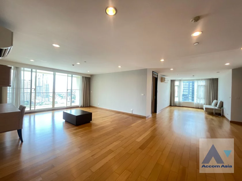  1  4 br Apartment For Rent in Sukhumvit ,Bangkok BTS Thong Lo at The Modern dwelling AA46805