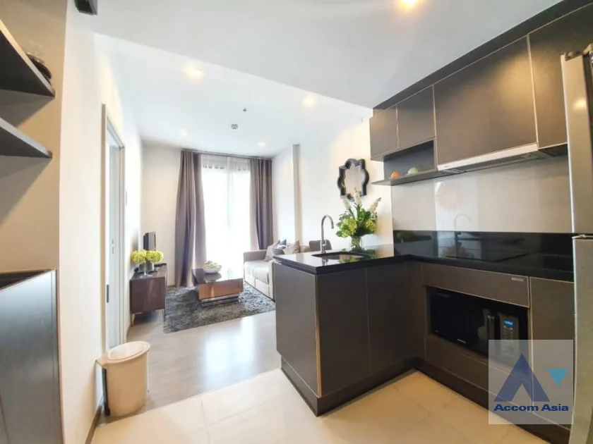 unit 1 Bedroom  Condominium For Sale in Charoen Nakhon, Bangkok  near BTS Wongwian Yai (AA46806)