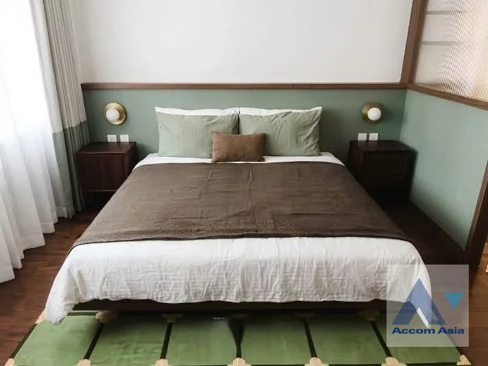 6  2 br Apartment for rent and sale in Sukhumvit ,Bangkok BTS Phrom Phong at Low-rise apartment in the city center AA46807